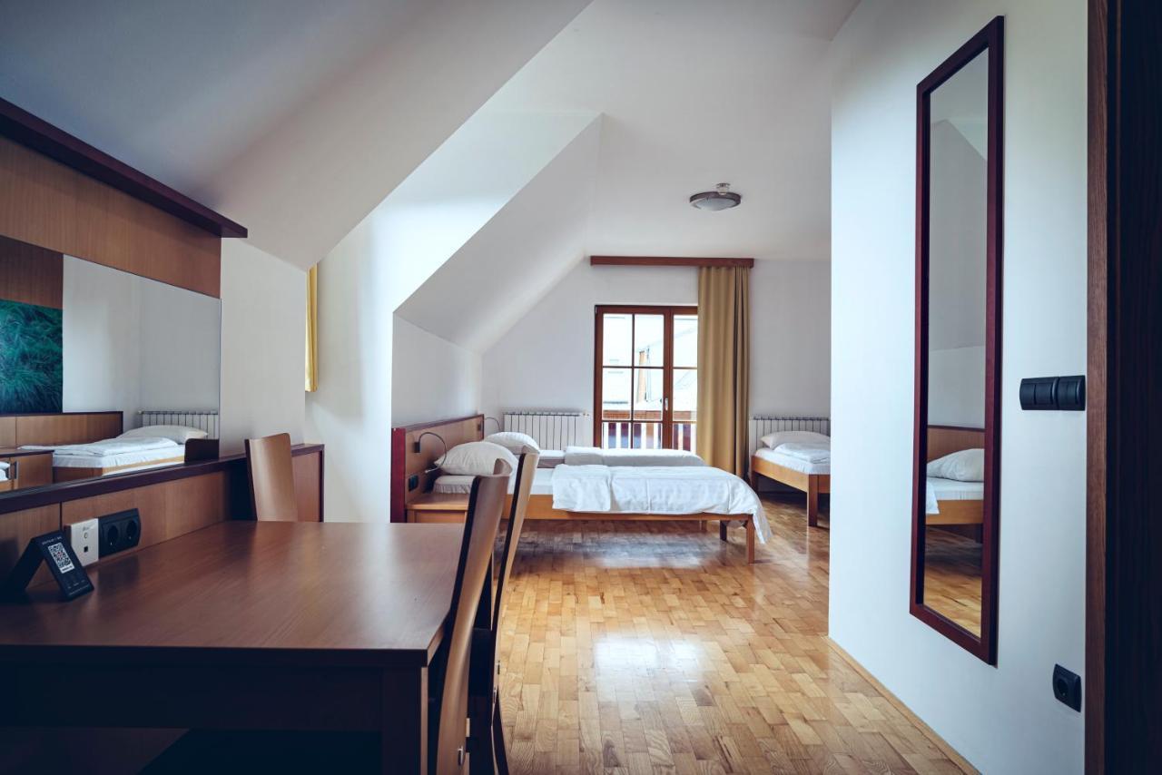 Pohorje Village Wellbeing Resort - Forest Hotel Videc Hočko Pohorje Εξωτερικό φωτογραφία